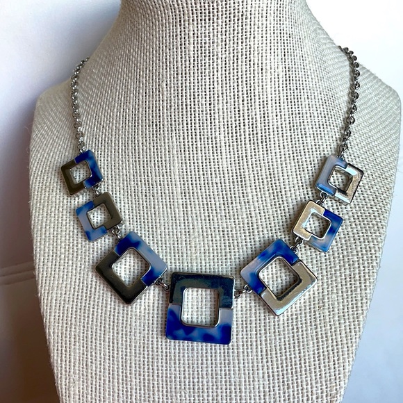 NWOT Banana Republic Silver & Blue Marble Necklace - Picture 3 of 4